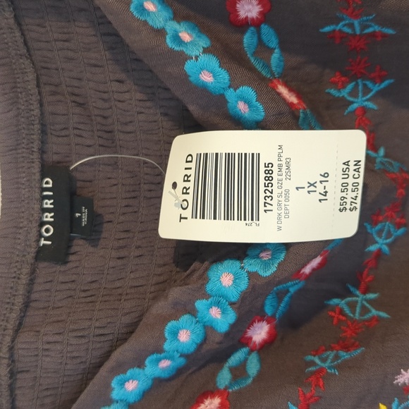 NWT Torrid Embroidered Peplum Top - Picture 3 of 6